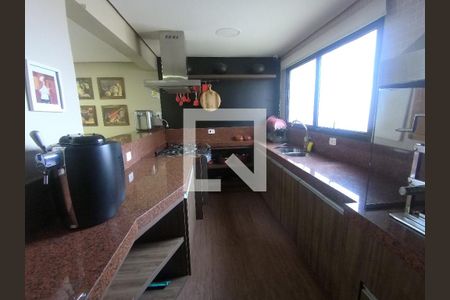 Apartamento à venda com 200m², 3 quartos e 4 vagasÁrea comum - Salão de festa gourmet