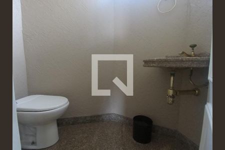 Apartamento à venda com 200m², 3 quartos e 4 vagasLavabo social