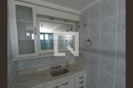 Apartamento à venda com 200m², 3 quartos e 4 vagasBanheiro da Suite 03