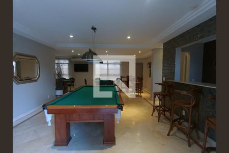 Apartamento à venda com 200m², 3 quartos e 4 vagasÁrea comum - Salão de jogos