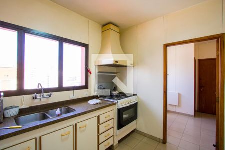 Apartamento à venda com 200m², 4 quartos e 3 vagasCopa/Cozinha
