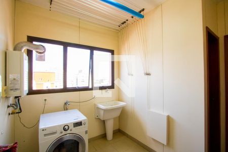 Apartamento à venda com 200m², 4 quartos e 3 vagasÁrea de serviço