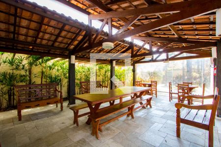 Apartamento à venda com 200m², 4 quartos e 3 vagasÁrea comum - Churrasqueira