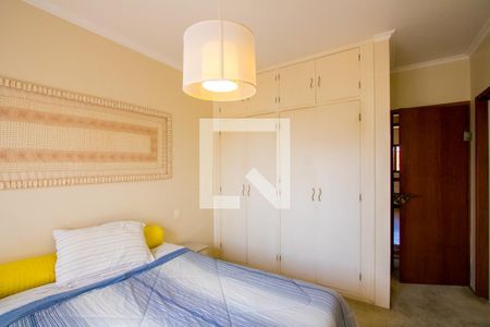 Apartamento à venda com 200m², 4 quartos e 3 vagasQuarto 2 - Suíte