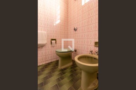 Casa à venda com 182m², 3 quartos e 1 vaga Casa à venda com 182m², 3 quartos e 1 vagaBanheiro Social