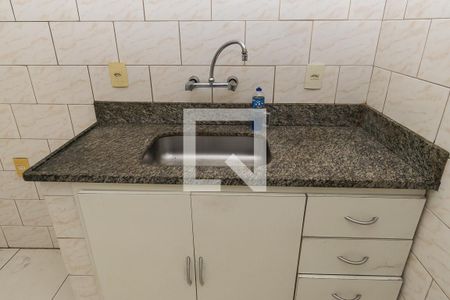 Apartamento à venda com 99m², 3 quartos e 2 vagasCozinha