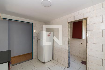 Apartamento à venda com 99m², 3 quartos e 2 vagasCozinha