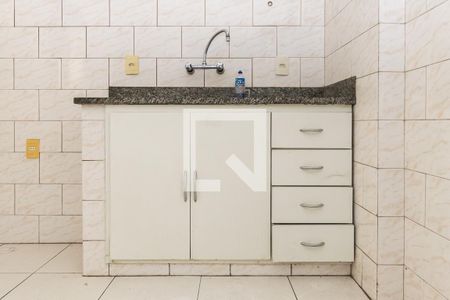 Apartamento à venda com 99m², 3 quartos e 2 vagasCozinha
