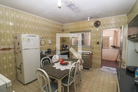 Casa à venda com 115m², 2 quartos e 1 vaga Casa à venda com 115m², 2 quartos e 1 vagaCozinha