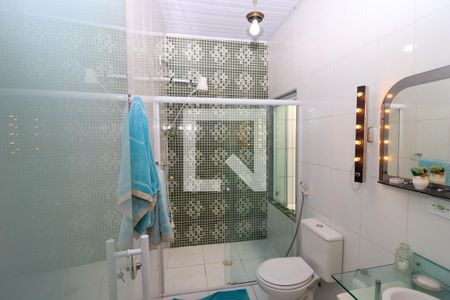 Casa à venda com 115m², 2 quartos e 1 vaga Casa à venda com 115m², 2 quartos e 1 vagaBanheiro