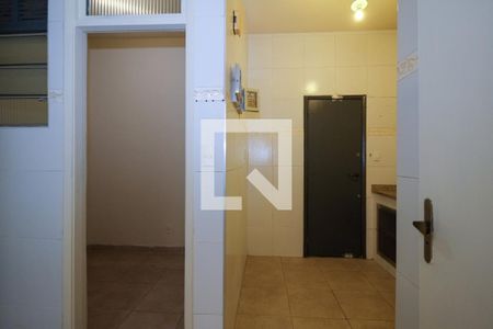 Apartamento à venda com 70m², 3 quartos e sem vagaCozinha
