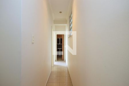 Corredor de apartamento à venda com 3 quartos, 70m² em Grajau, Rio de Janeiro