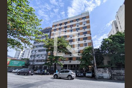 Apartamento à venda com 70m², 3 quartos e sem vagaFachada e portaria