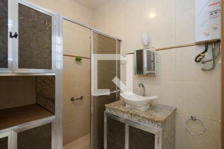 Apartamento à venda com 70m², 3 quartos e sem vagaBanheiro Corredor