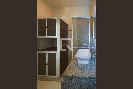 Apartamento à venda com 70m², 3 quartos e sem vagaBanheiro Corredor