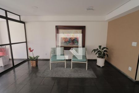 Apartamento à venda com 68m², 2 quartos e 1 vagaHall de entrada