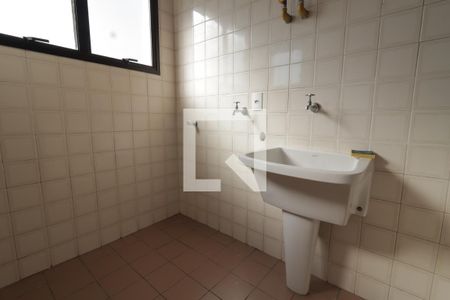 Apartamento à venda com 68m², 2 quartos e 1 vagaÁrea de Serviço