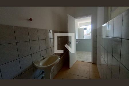 Banheiro de casa para alugar com 8 quartos, 150m² em Parque das Américas, Mauá