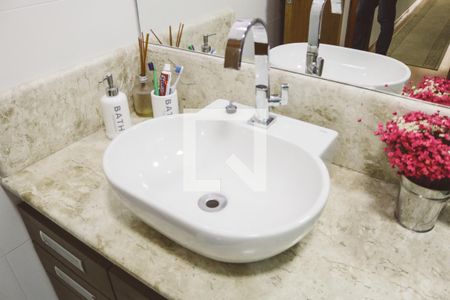 Casa à venda com 300m², 3 quartos e 3 vagasBanheiro Corredor