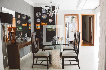 Sala de Jantar de casa para alugar com 3 quartos, 300m² em Vila Sabrina, São Paulo