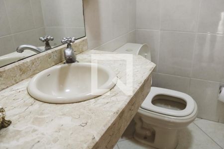 Casa à venda com 300m², 3 quartos e 3 vagasLavabo