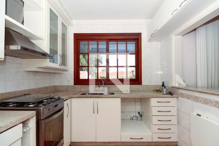 Casa de condomínio à venda com 211m², 3 quartos e 2 vagas Casa de condomínio à venda com 211m², 3 quartos e 2 vagasCozinha