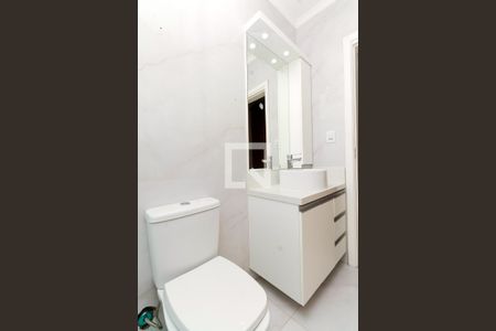 Casa de condomínio à venda com 211m², 3 quartos e 2 vagas Casa de condomínio à venda com 211m², 3 quartos e 2 vagasBanheiro