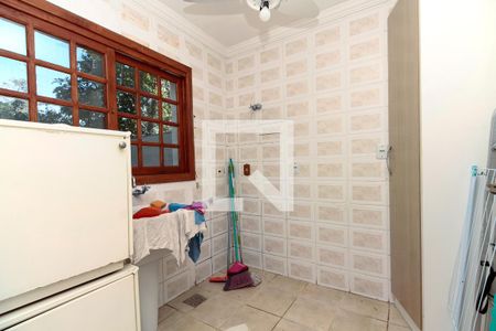 Casa de condomínio à venda com 211m², 3 quartos e 2 vagas Casa de condomínio à venda com 211m², 3 quartos e 2 vagasÁrea de Serviço