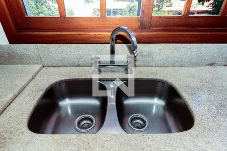 Casa de condomínio à venda com 211m², 3 quartos e 2 vagas Casa de condomínio à venda com 211m², 3 quartos e 2 vagasCozinha