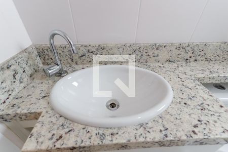 Apartamento para alugar com 84m², 2 quartos e 2 vagasBanheiro