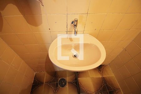 Casa à venda com 360m², 4 quartos e 5 vagasBanheiro de Serviço