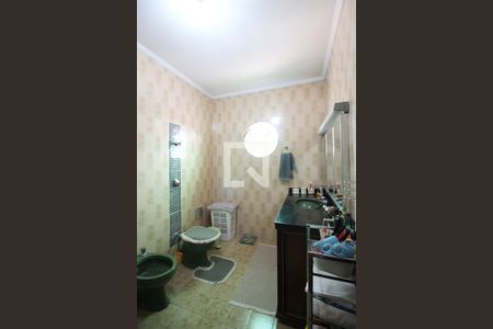 Casa à venda com 360m², 4 quartos e 5 vagasBanheiro da Suíte