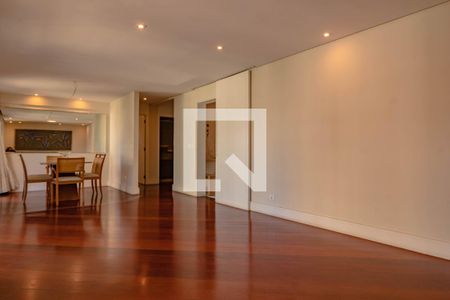 Sala de apartamento à venda com 3 quartos, 150m² em Vila Alexandria, São Paulo