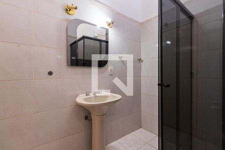 Casa à venda com 304m², 5 quartos e 3 vagasCasa 1 - Banheiro 1