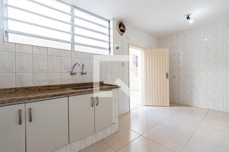 Casa à venda com 304m², 5 quartos e 3 vagasCasa 1 - Cozinha