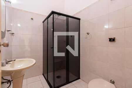 Casa à venda com 304m², 5 quartos e 3 vagasCasa 1 - Banheiro 1