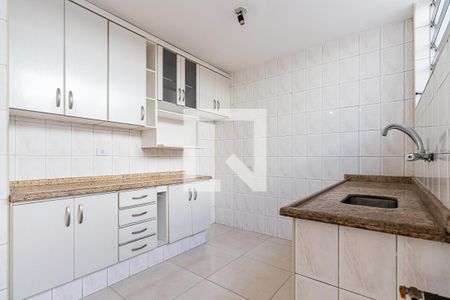 Casa à venda com 304m², 5 quartos e 3 vagasCasa 1 - Cozinha