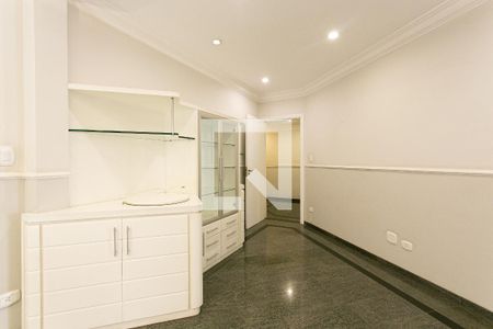 Apartamento à venda com 277m², 4 quartos e 4 vagasSalão