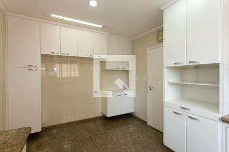 Apartamento à venda com 277m², 4 quartos e 4 vagasCozinha