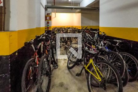 Apartamento para alugar com 38m², 1 quarto e sem vagaÁrea comum - Bicicletário