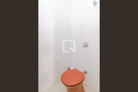 Casa à venda com 250m², 4 quartos e 1 vaga Casa à venda com 250m², 4 quartos e 1 vagaLavabo