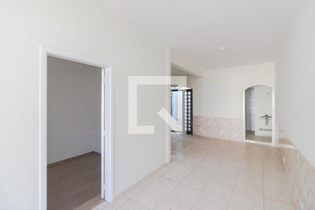 Sala de casa à venda com 4 quartos, 250m² em Vila Nair, São Paulo