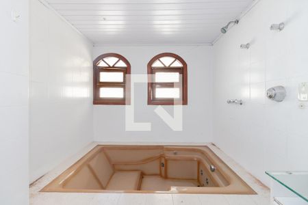 Casa à venda com 250m², 4 quartos e 1 vaga Casa à venda com 250m², 4 quartos e 1 vagaBanheiro do Quarto 3