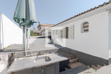 Casa à venda com 250m², 4 quartos e 1 vaga Casa à venda com 250m², 4 quartos e 1 vagaÁrea Externa