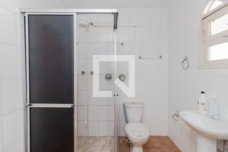 Casa à venda com 250m², 4 quartos e 1 vaga Casa à venda com 250m², 4 quartos e 1 vagaBanheiro do Quarto 1