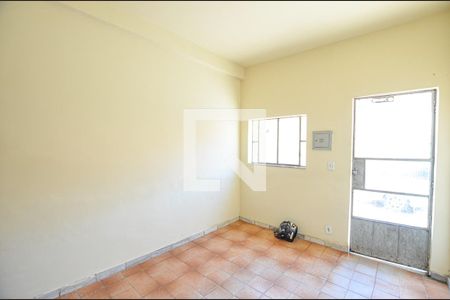 Sala de casa para alugar com 1 quarto, 70m² em Santa Rosa, Niterói