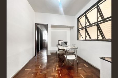 Sala de apartamento à venda com 3 quartos, 97m² em Alto Barroca, Belo Horizonte