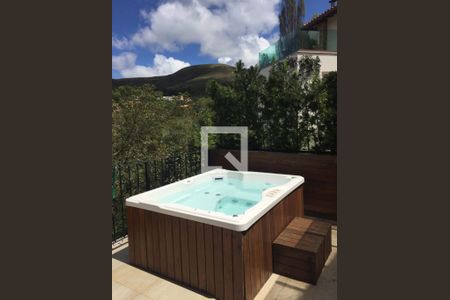 Casa de condomínio à venda com 308m², 4 quartos e 4 vagasVaranda gourmet