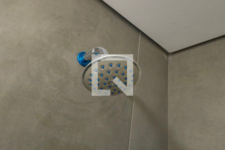 Banheiro de kitnet/studio para alugar com 1 quarto, 28m² em Pinheiros, São Paulo