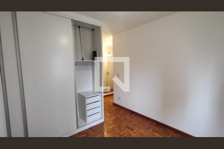 Apartamento à venda com 110m², 3 quartos e 2 vagasQuarto 2